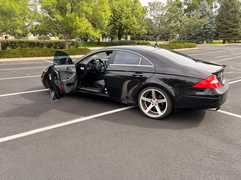Used 2007 Mercedes-Benz CLS 550 image 6
