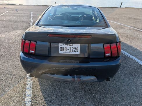 Used 2001 Ford Mustang GT image 13