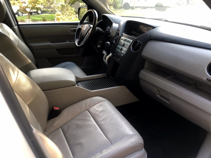 Used 2011 Honda Pilot EX-L image 16