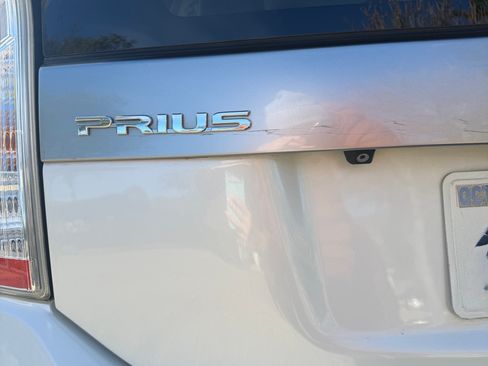 Used 2012 Toyota Prius Plug-In Hybrid image 6