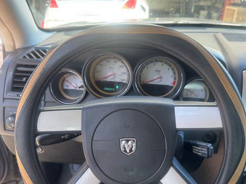 Used 2010 Dodge Charger SXT image 8