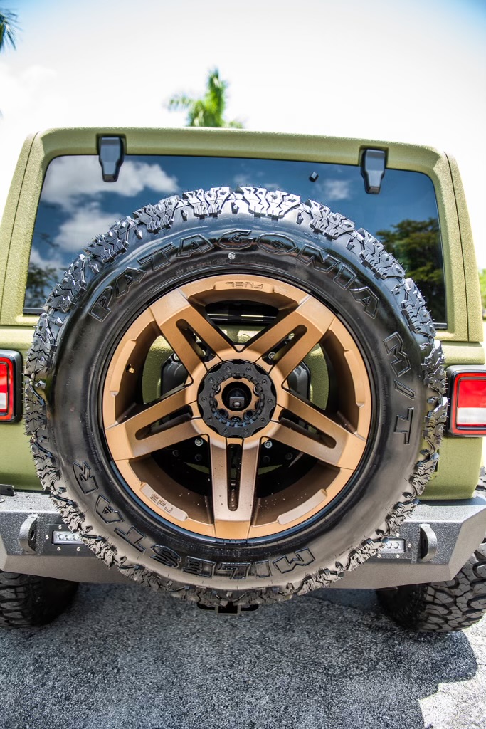 Used 2018 Jeep Wrangler Unlimited Sport S AWD/4WD image 15