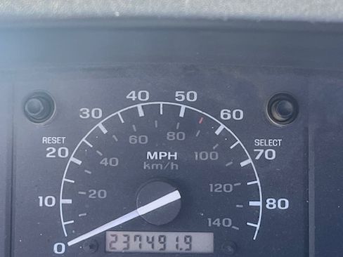 Used 1993 Ford F150 Long Bed image 7