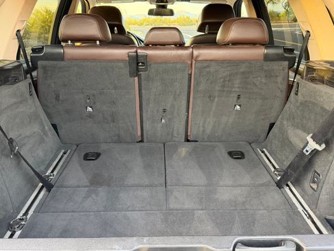 Used 2015 BMW X5 xDrive50i image 9