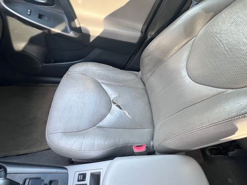 Used 2012 Toyota RAV4 Limited w/ Navigation Value Pkg image 16