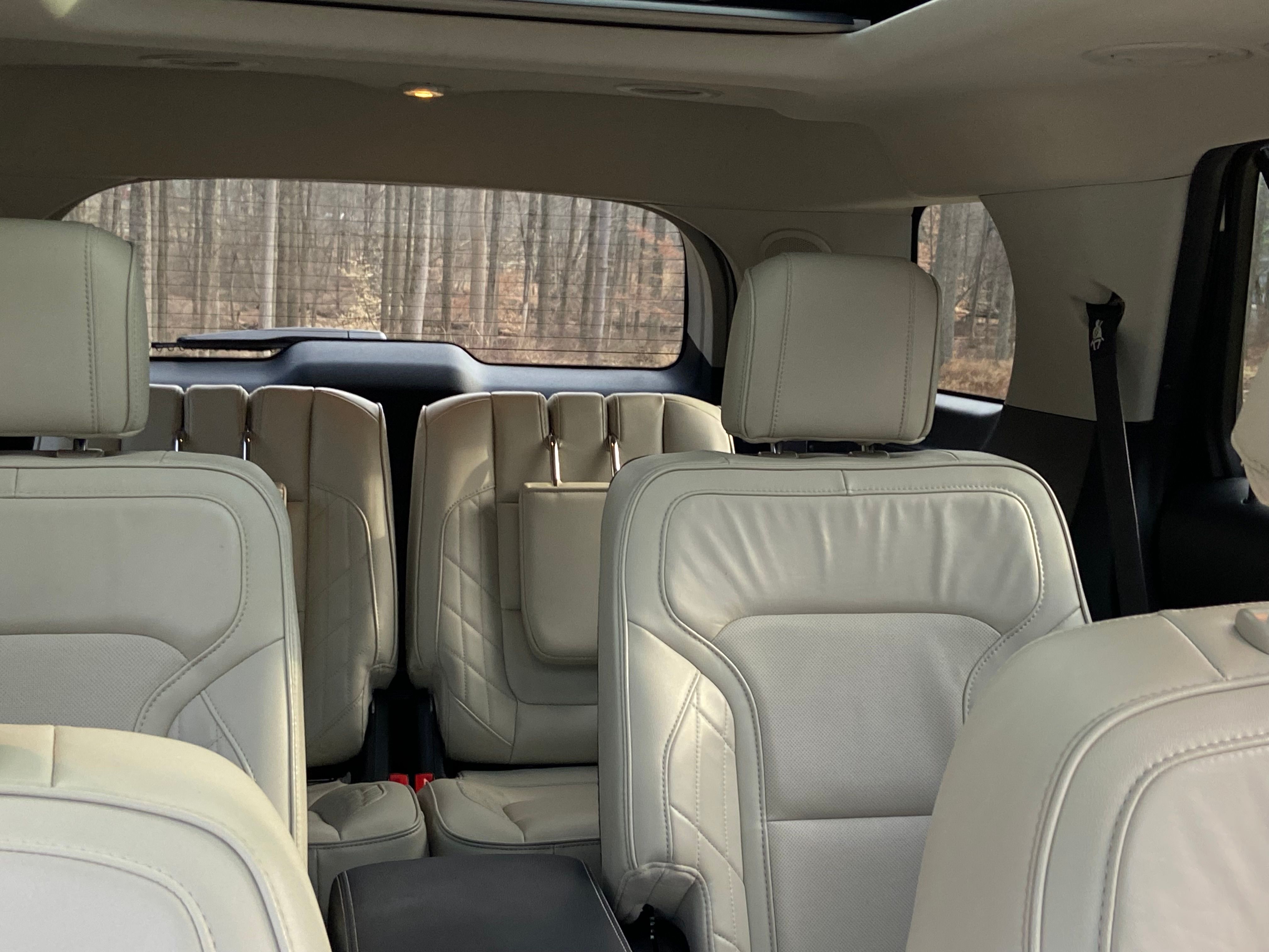 Used 2018 Ford Explorer Platinum AWD/4WD image 12