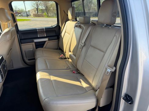 Used 2017 Ford F250 Lariat w/ Lariat Value Package image 19