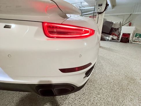Used 2014 Porsche 911 Turbo S image 14
