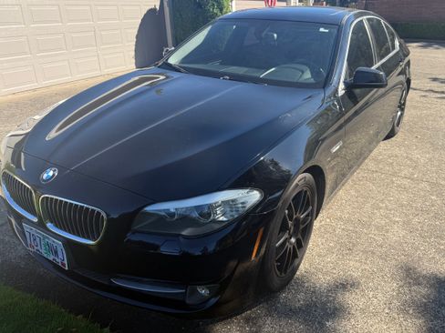 Used 2013 BMW 528i Sedan image 4