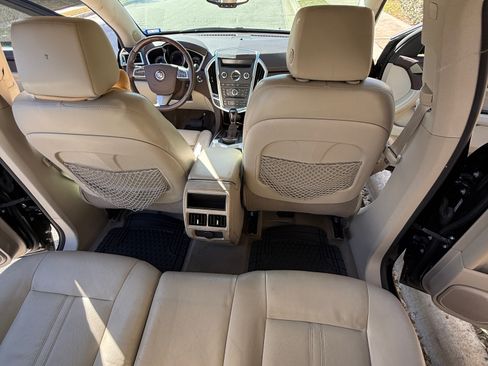 Used 2012 Cadillac SRX Luxury image 4
