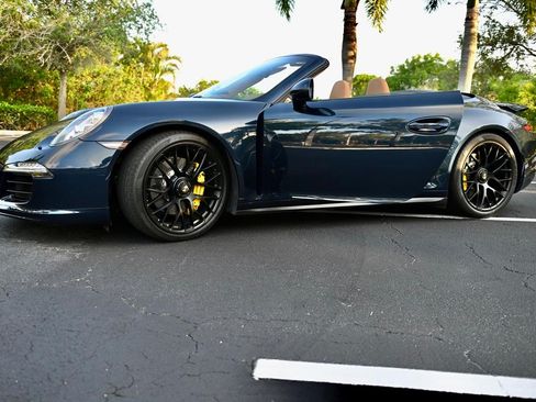 Used 2016 Porsche 911 Carrera 4 GTS image 15