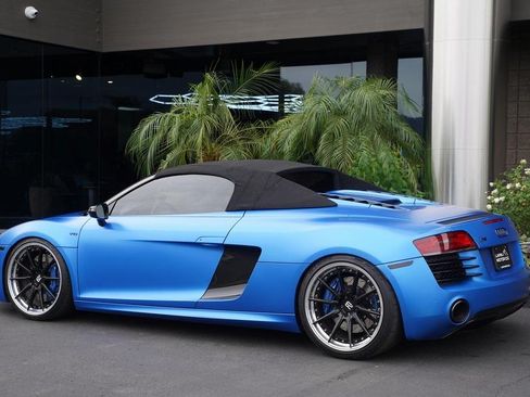 Used 2014 Audi R8 V10 image 10