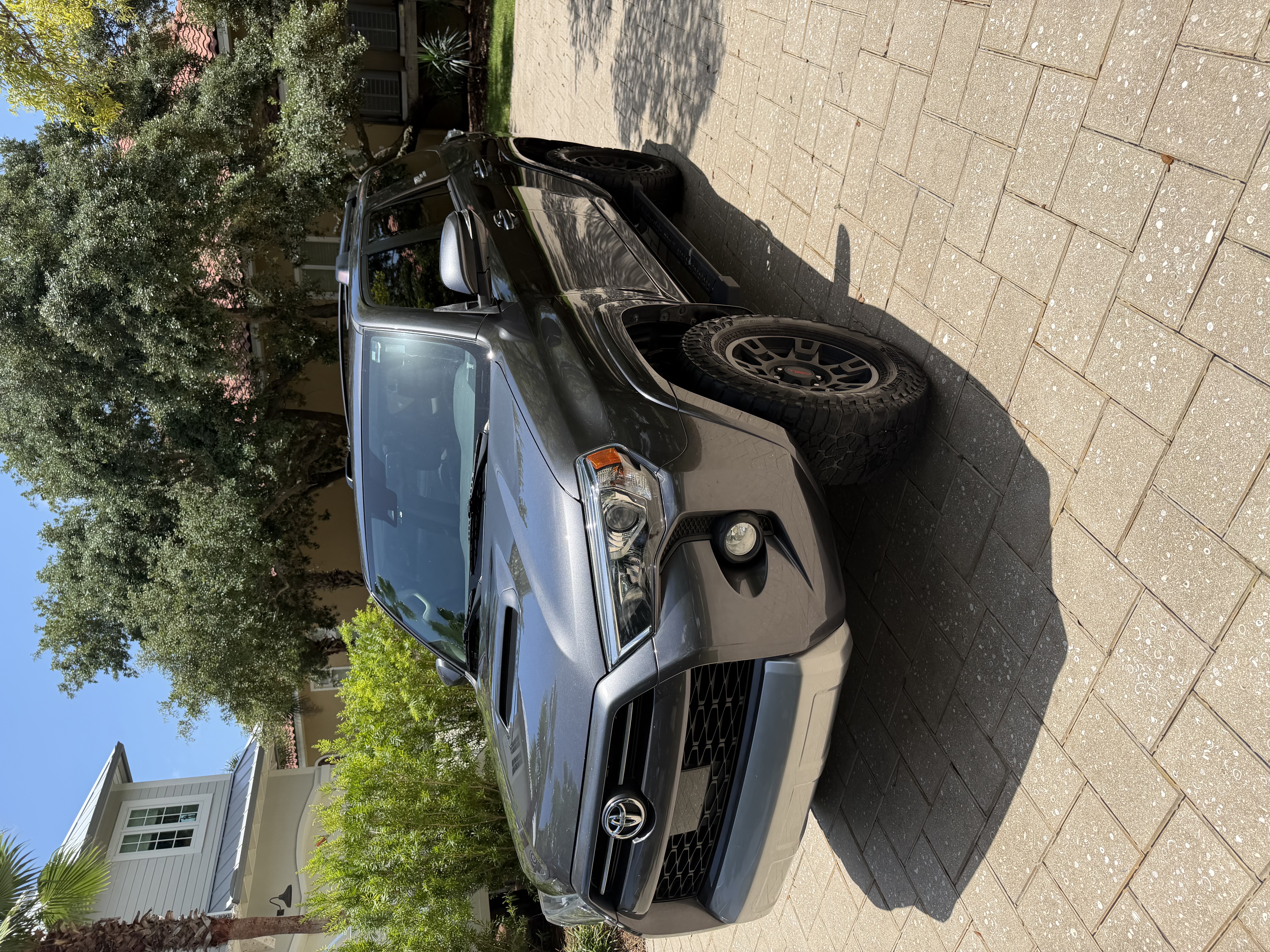 Used 2020 Toyota 4Runner TRD Off-Road Premium w/ Moonroof Package AWD/4WD image 10