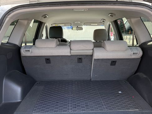 Used 2008 Hyundai Santa Fe GLS FWD image 9