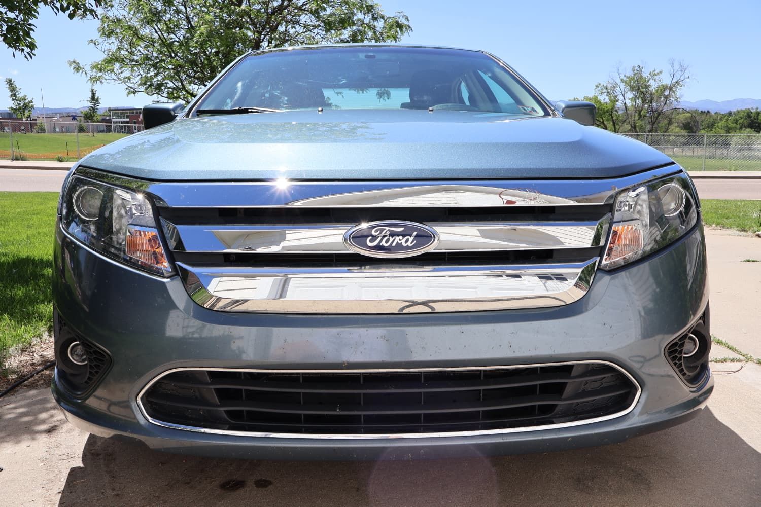 Used 2012 Ford Fusion SE FWD image 2