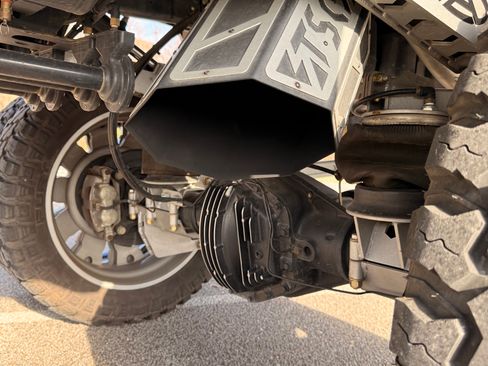 Used 2020 Ford F350 Limited image 17