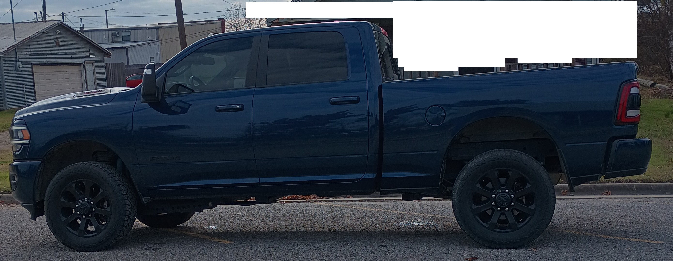 Used 2023 RAM 2500 Laramie w/ Night Edition AWD/4WD image 5