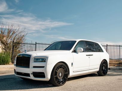 Used 2022 Rolls-Royce Cullinan w/ Technology Package