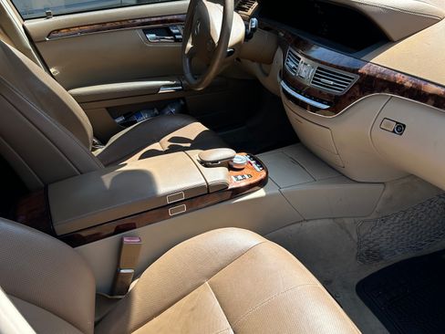 Used 2007 Mercedes-Benz S 550 image 7