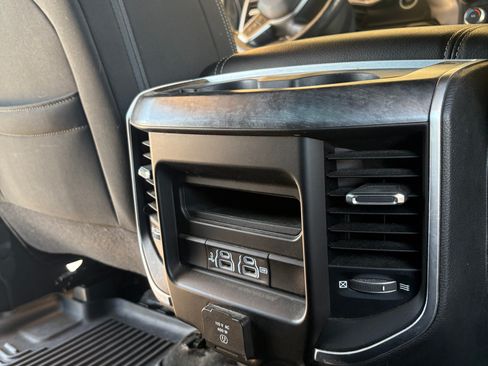 Used 2019 RAM 1500 Big Horn AWD/4WD image 14