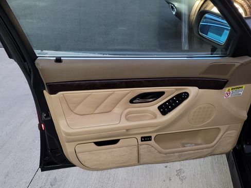 Used 1997 BMW 740iL image 8