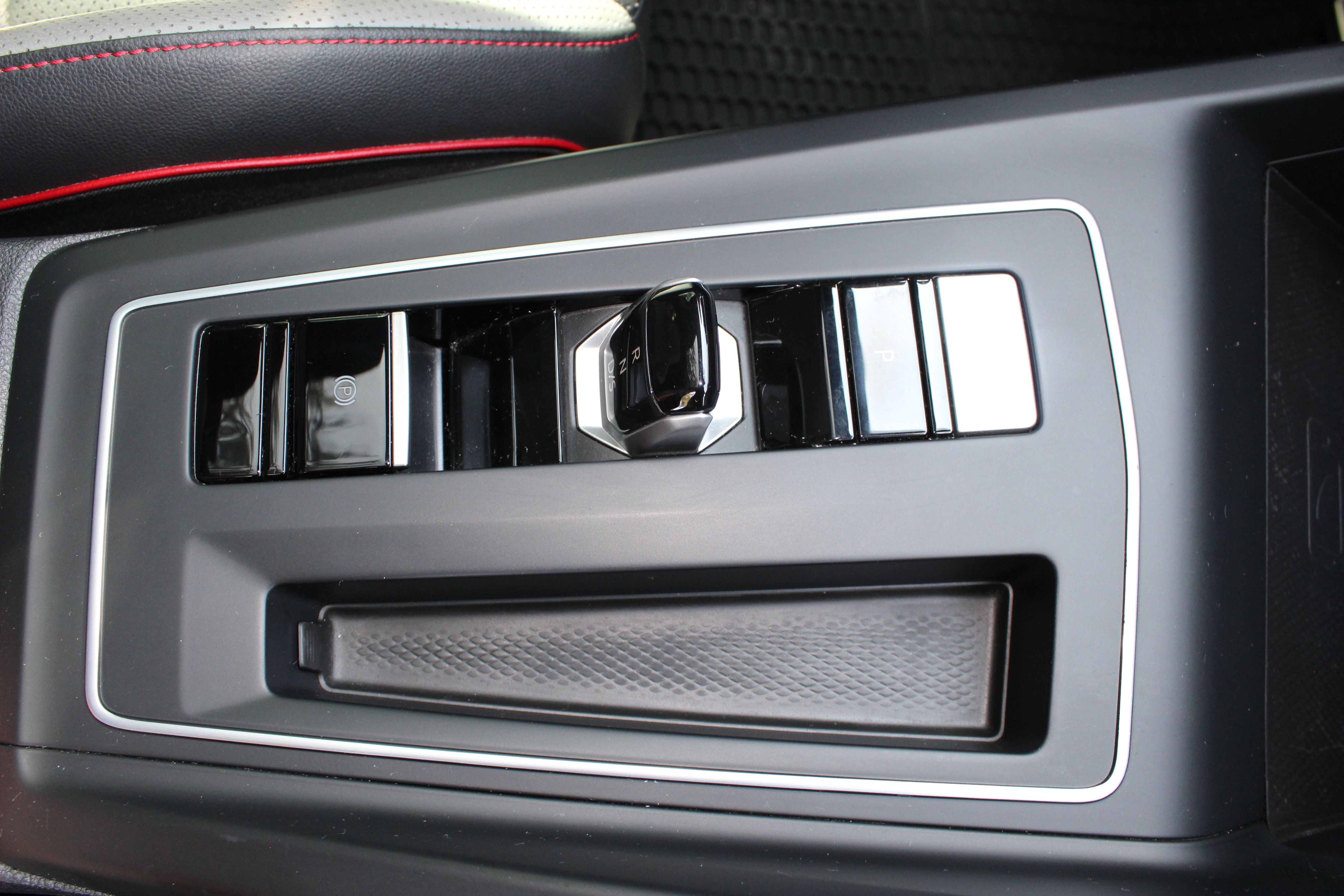 Used 2022 Volkswagen GTI Autobahn FWD image 28