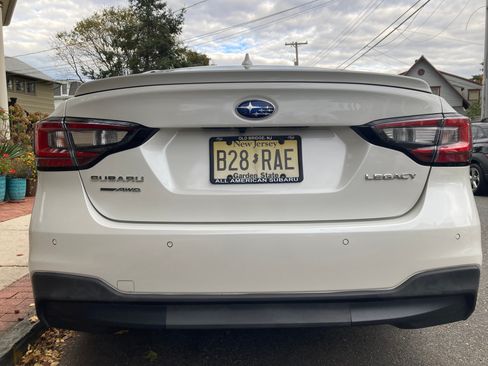 Used 2022 Subaru Legacy Limited image 9