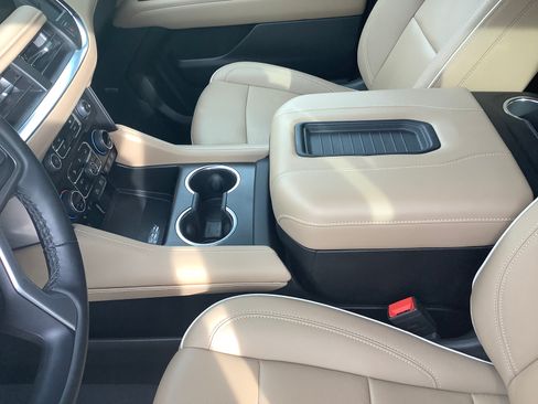 Used 2023 Chevrolet Tahoe Premier image 5