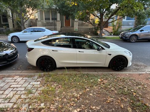 Used 2021 Tesla Model 3 Performance AWD/4WD image 12