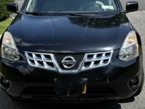 Used 2011 Nissan Rogue SV w/ SL Pkg AWD/4WD image 2