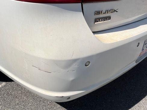 Used 2009 Buick Lucerne CXL image 6