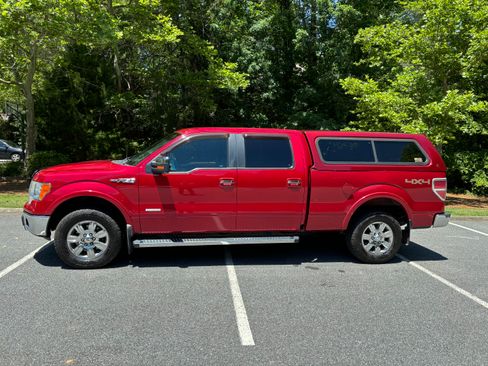 Used 2012 Ford F150 Lariat w/ Lariat Chrome Pkg image 1