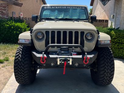 Used 2020 Jeep Gladiator Sport w/ Quick Order Package 24S