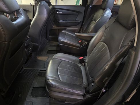 Used 2012 GMC Acadia Denali image 8