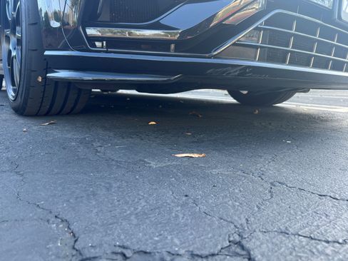 Used 2018 Volkswagen Golf R 4-Door image 28