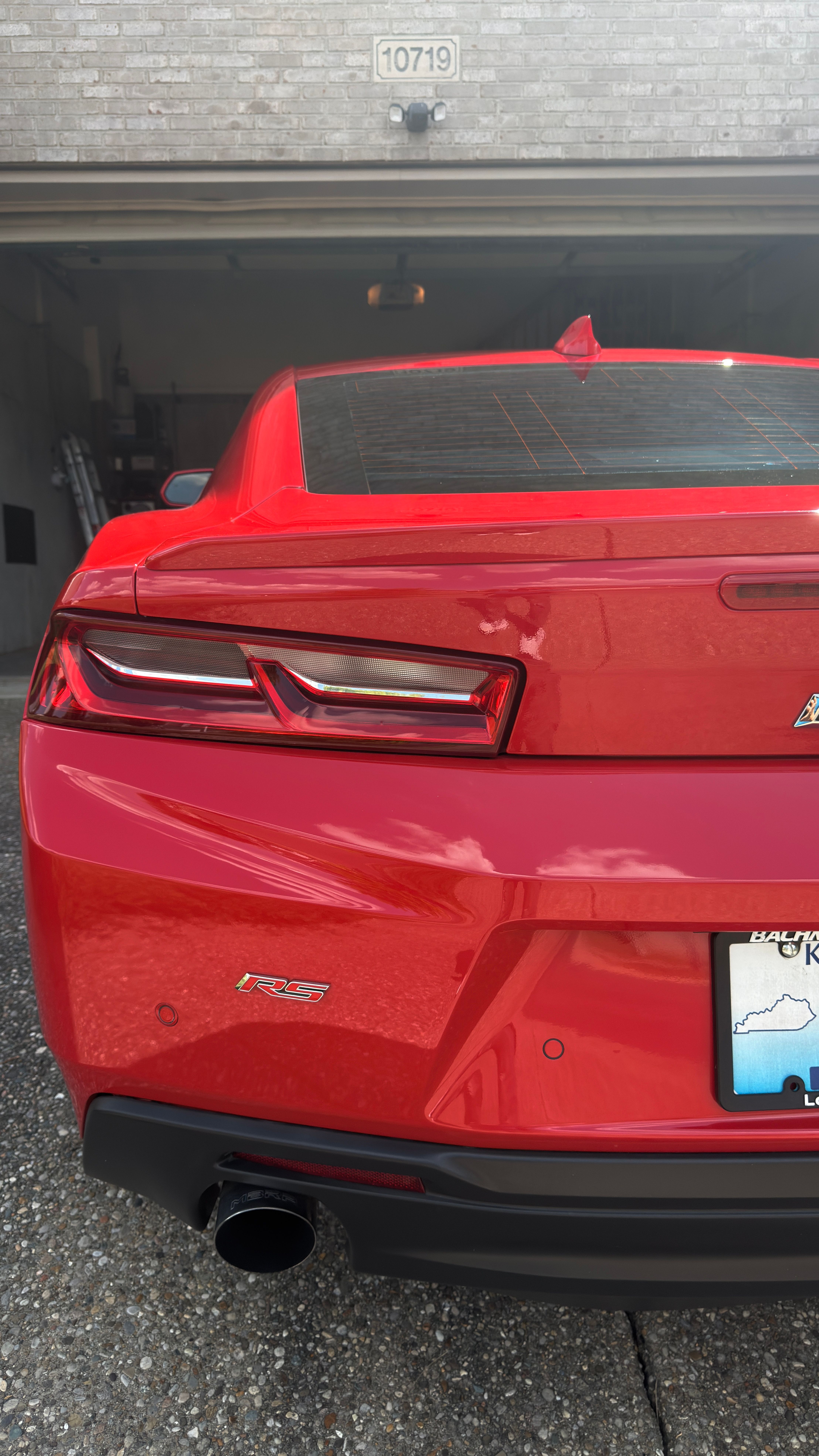 Used 2016 Chevrolet Camaro LT RWD image 11