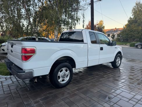 Used 2010 Ford F150 XLT RWD image 2