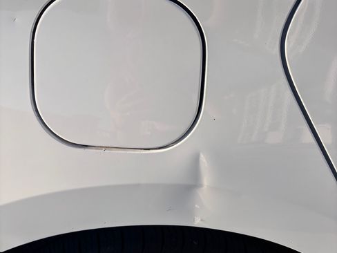 Used 2019 Nissan Sentra SV image 5