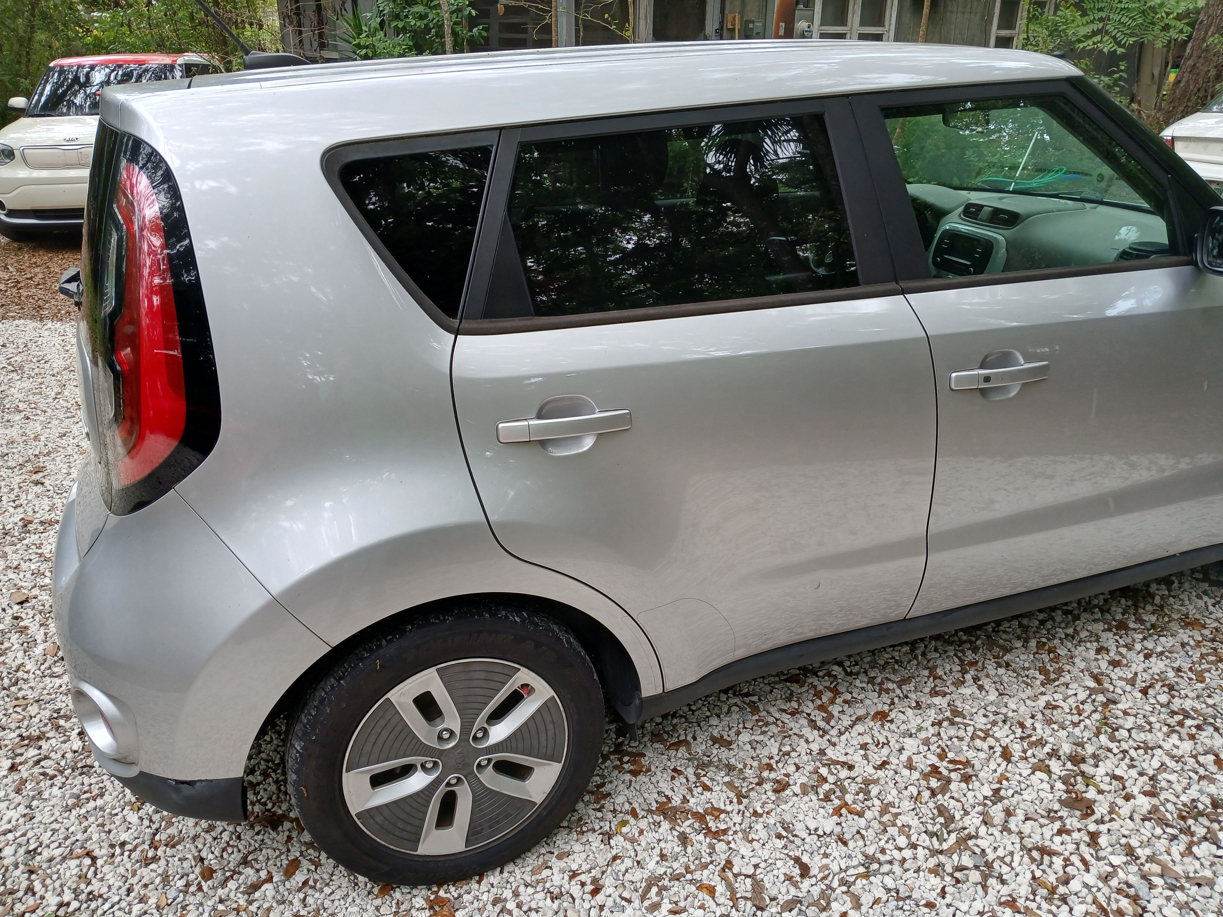 Used 2017 Kia Soul EV-e FWD image 9