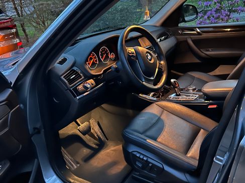 Used 2016 BMW X3 xDrive28i image 12