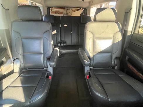 Used 2017 Chevrolet Suburban Premier image 13