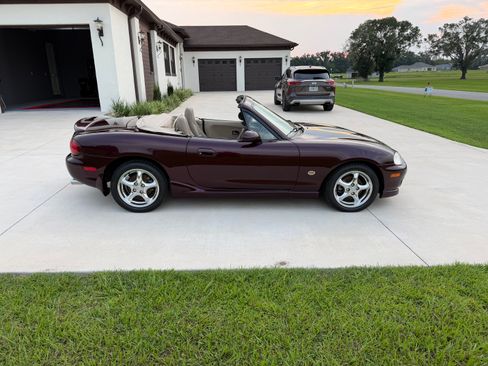 Used 2000 MAZDA MX-5 Miata RWD image 13