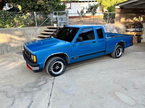Used 1993 Chevrolet S10 Pickup 2WD Extended Cab image 20