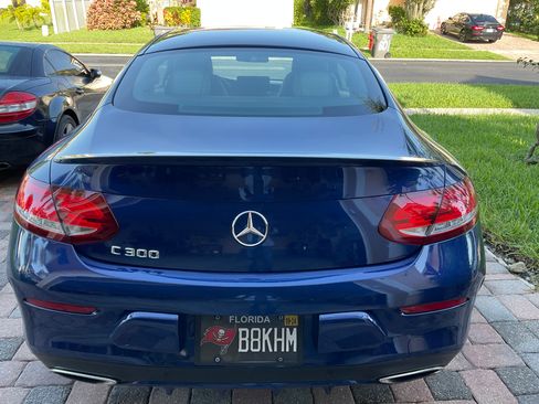 Used 2017 Mercedes-Benz C 300 Coupe image 6