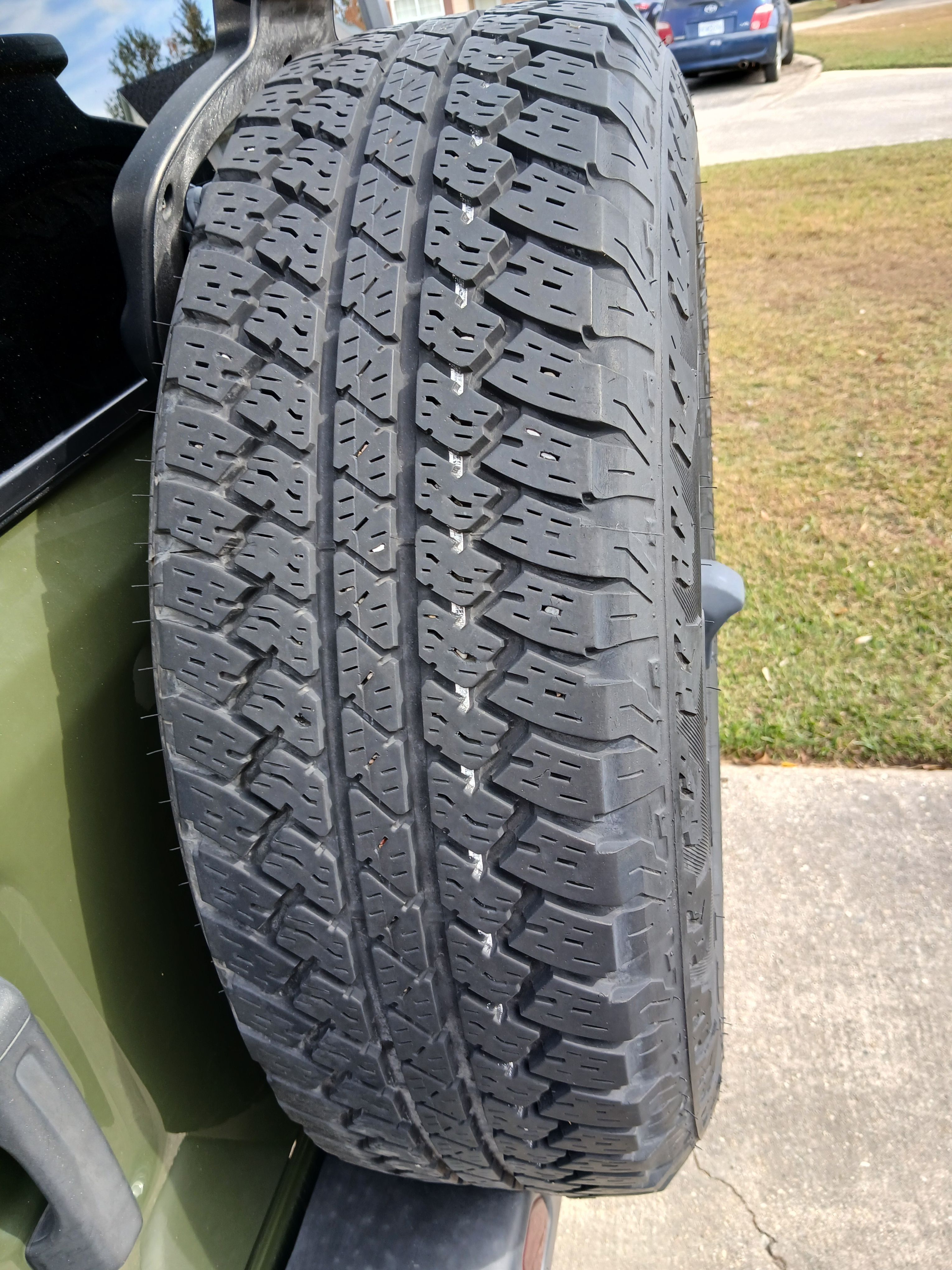 Used 2020 Jeep Wrangler Unlimited Sahara AWD/4WD image 16