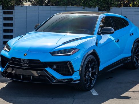 Used 2022 Lamborghini Urus image 1