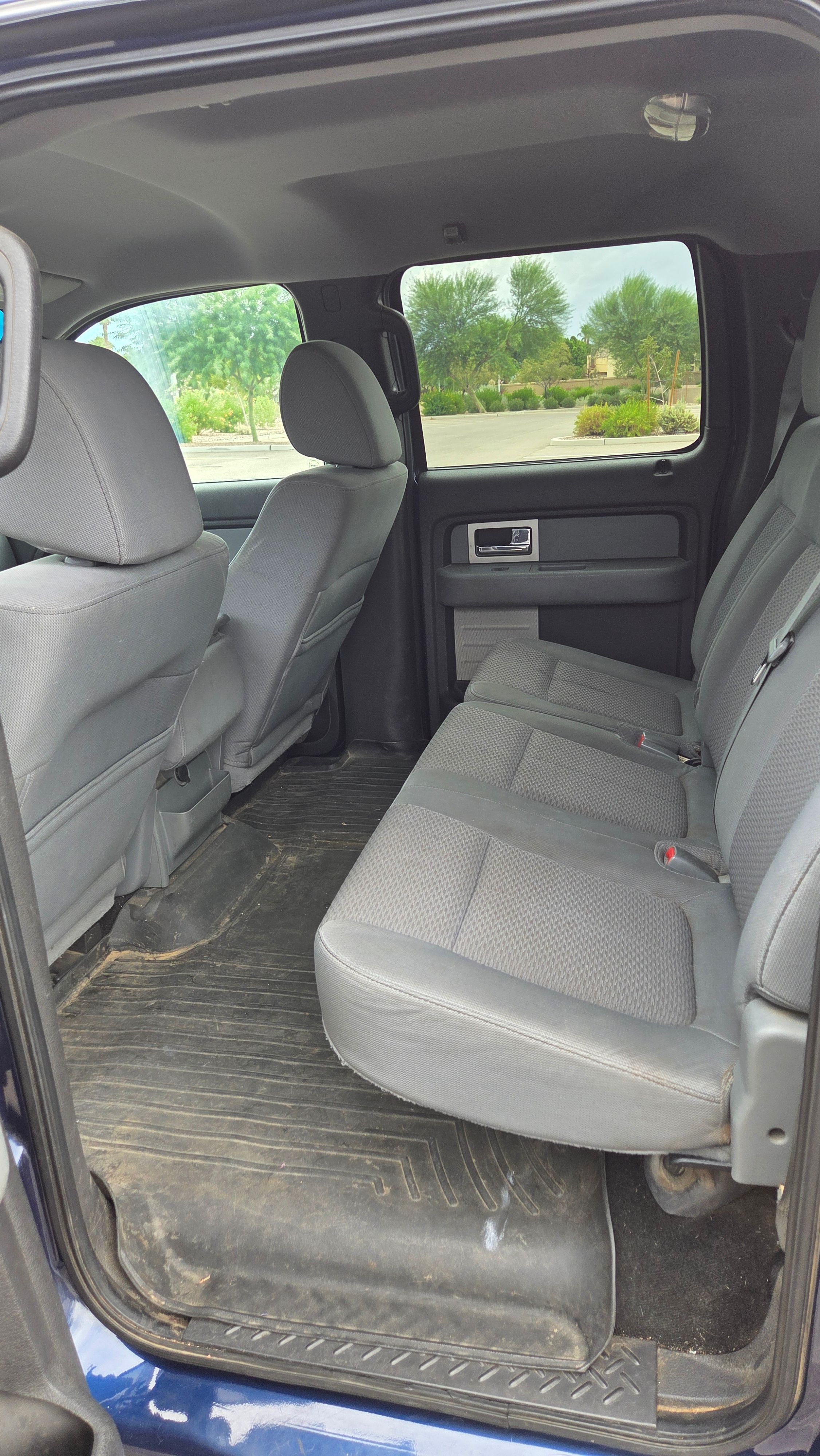 Used 2011 Ford F150 XLT w/ XLT Convenience Pkg RWD image 12