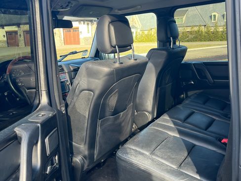 Used 2010 Mercedes-Benz G 550 image 17