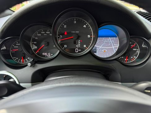 Used 2014 Porsche Cayenne Diesel Platinum Edition AWD/4WD image 28