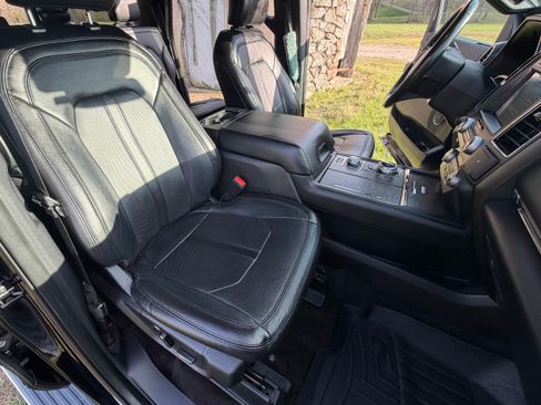 Used 2018 Ford Expedition Max Limited w/ Equipment Group 302A image 18